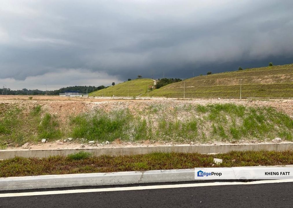 Batu Arang Industrial Land, Kota Puteri, Batu Aran, Selangor, Batu Arang