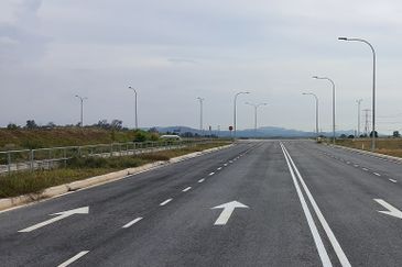 Batu Arang Industrial Land, Kota Puteri, Batu Aran