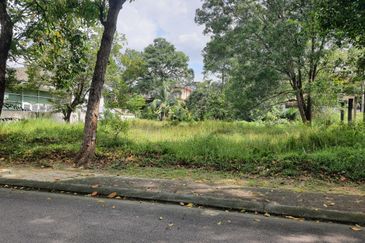 Bungalow Land Jalan Menara U8/8, Bukit Jelutong