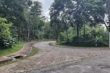 Bungalow Land Jalan Menara U8, Bukit Jelutong