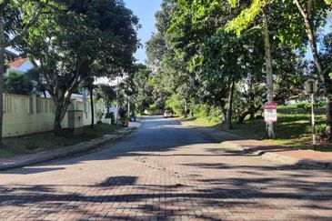 Bungalow Land Jalan Menara U8, Bukit Jelutong