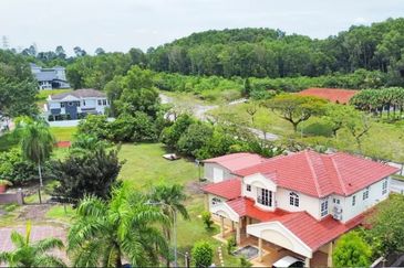 Bungalow Land, Mihrab U8/12, Bukit Jelutong, Shah Alam