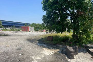 Jalan Bukit Kemuning