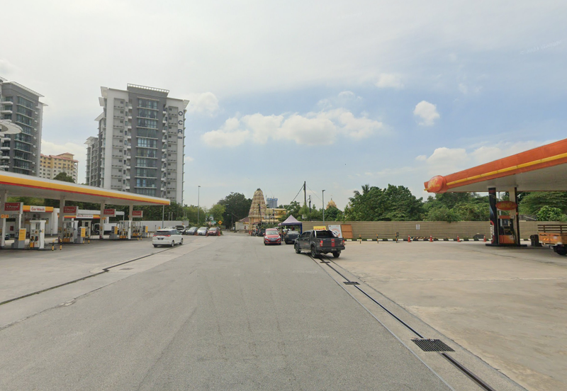 Kampung Sungai Kayu Ara