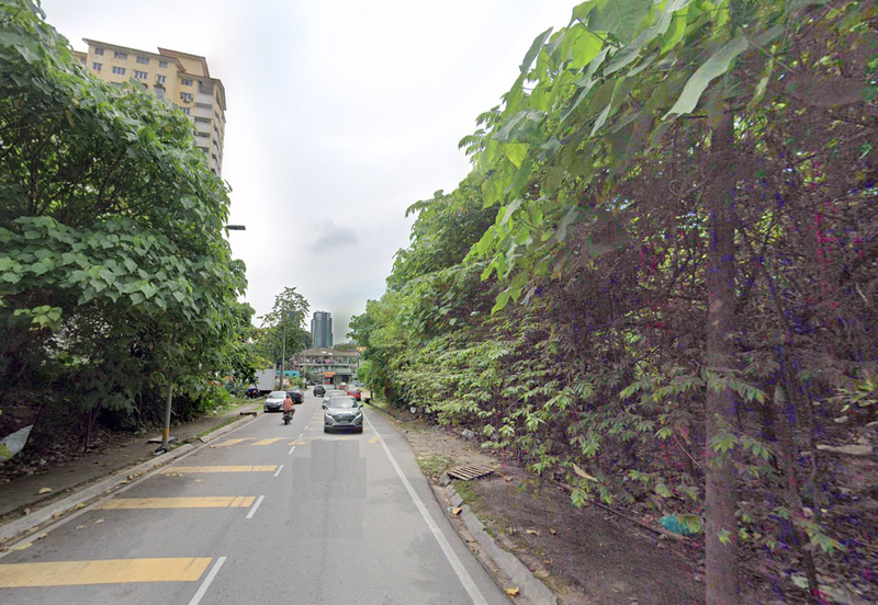 Kampung Sungai Kayu Ara