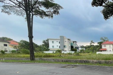Bungalow Land in Jalan Pekaka, Seksyen 8 Kota Damansara for Sale