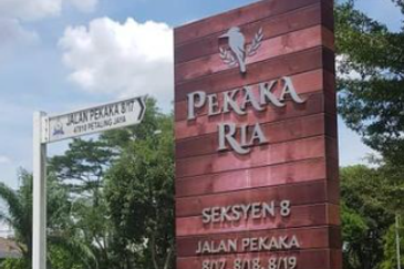 Bungalow Land in Jalan Pekaka, Seksyen 8 Kota Damansara for Sale