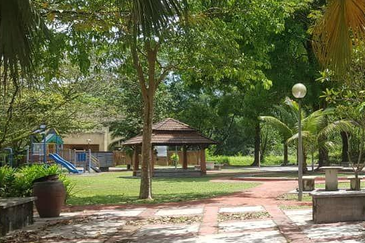 Bungalow Land in Jalan Pekaka, Seksyen 8 Kota Damansara for Sale