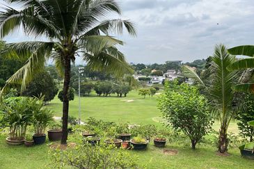 KGSAAS Golf Club, Seksyen 13