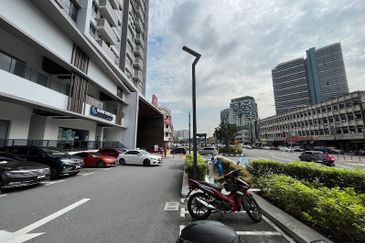 M Vertica, Jln Cheras, Taman Pertama, Kuala Lumpur.