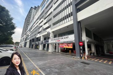 Damai Hillpark Ground Floor Shop for Rent, Near CS Supermarket