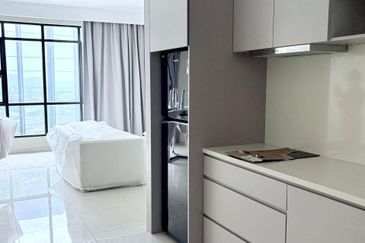 Hill10 Residence @ i-City