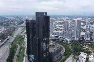 Hill10 Residence @ i-City