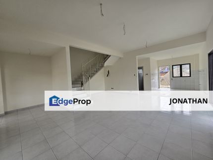 2026 New FREEHOLD Green Terrace 4R4B Open Title Non Bumi Can Buy, Selangor, Klang