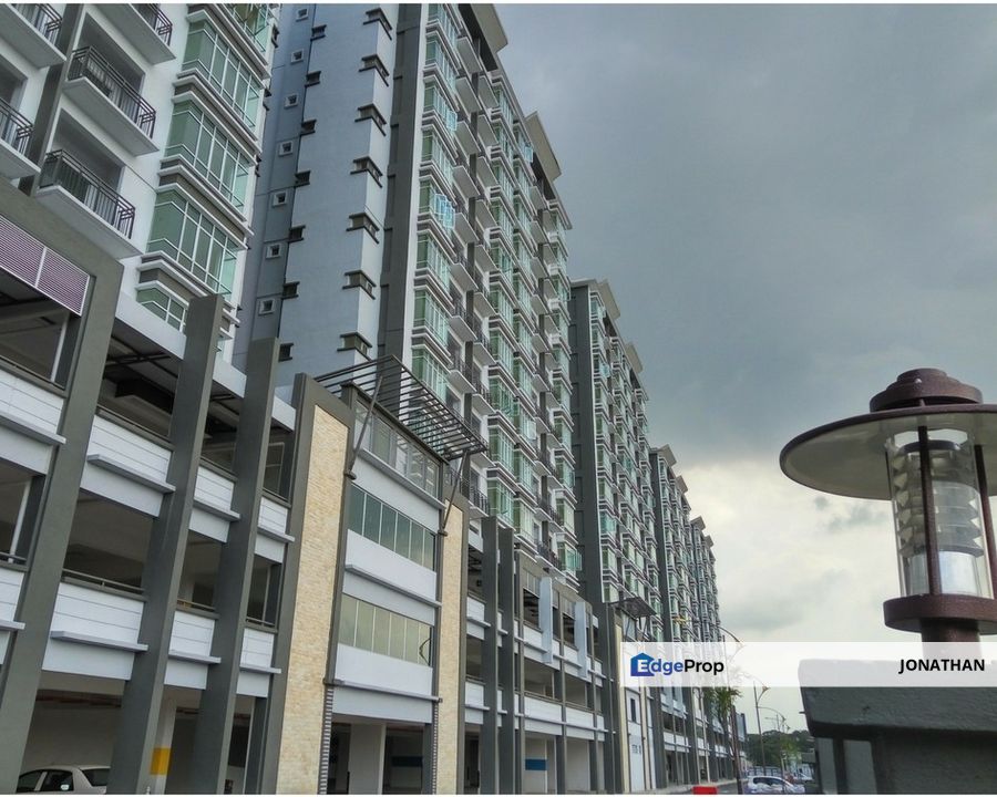 new paint High Floor 24h Gated Community 3r2b 2carpark, Selangor, Shah Alam