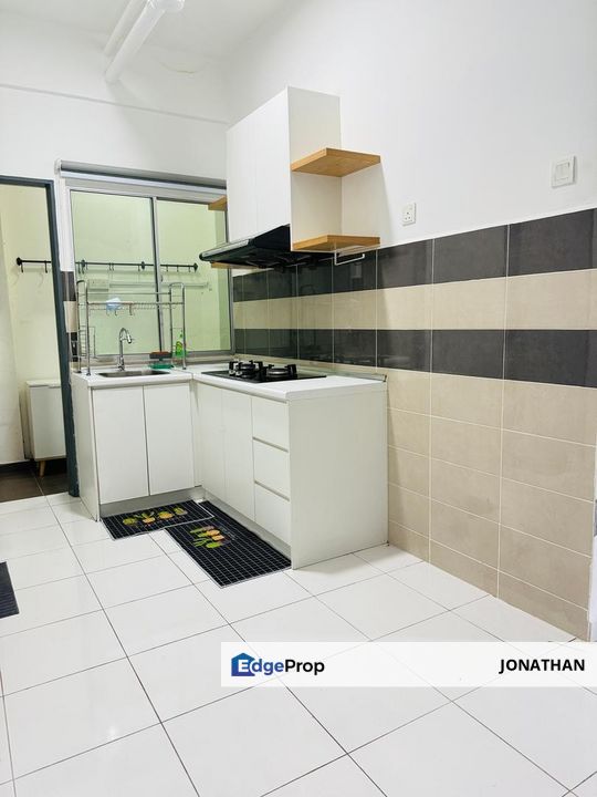 Fully Furnished with Minimalist Design , Selangor, Shah Alam