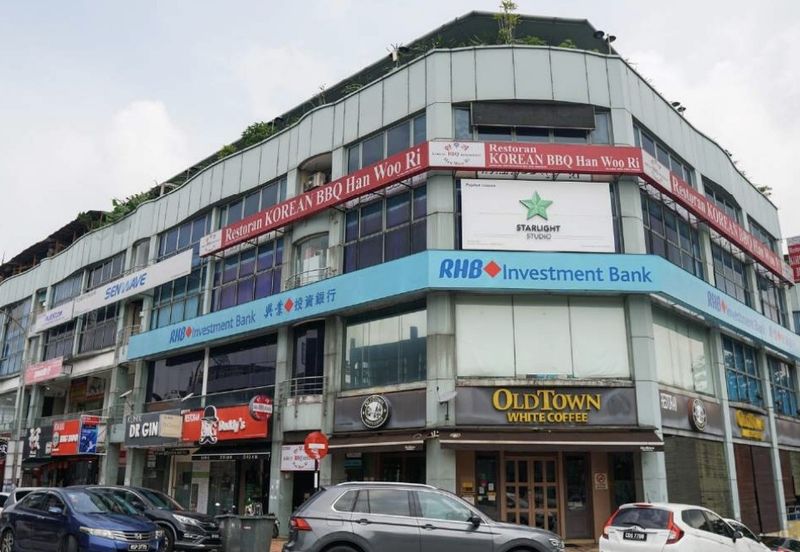 Taipan Business Centre, USJ 10