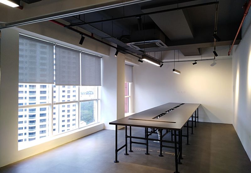 Partially Fitted Plaza 1 MK Office For Sale