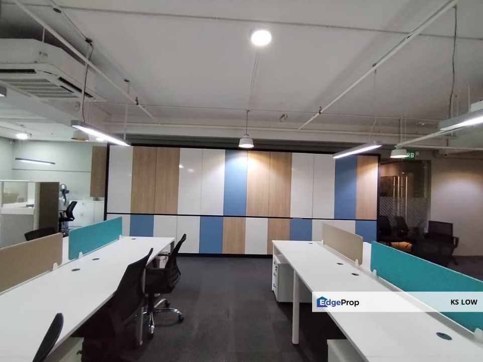 3.244 Fitted Office For Rent @ UOA Business Park, Selangor, Shah Alam
