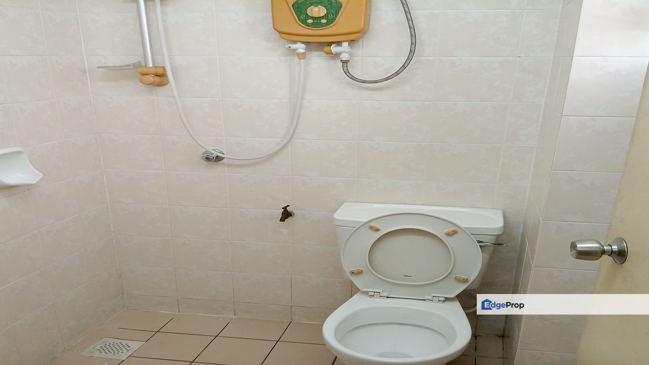 D'aman Crimson 845sf Sale RM370000, Selangor, Ara Damansara