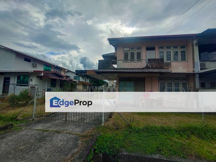 Double Storey Semi Detached For Sale! Located at Seng Goon, Sarawak, Kuching