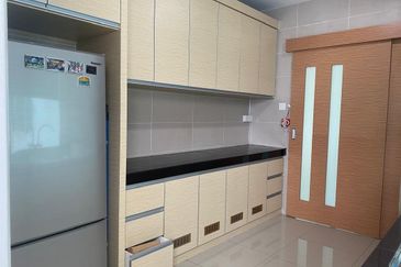 Homelite Eco Park Condominium