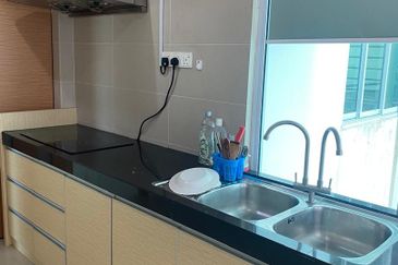 Homelite Eco Park Condominium