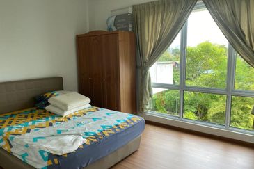 Homelite Eco Park Condominium