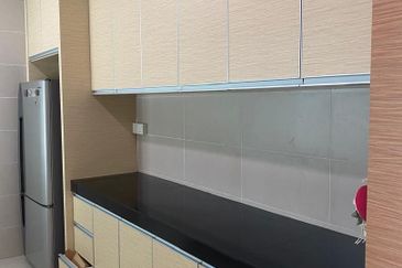 Homelite Eco Park Condominium