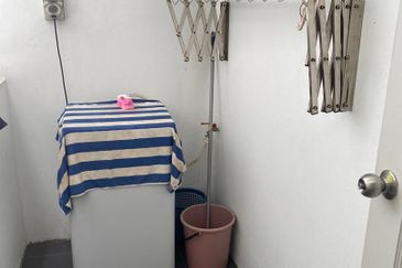 Homelite Eco Park Condominium