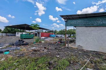 Facing Main Road Land For Rent! at 15th Mile