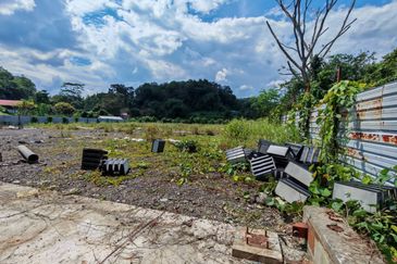 Facing Main Road Land For Rent! at 15th Mile