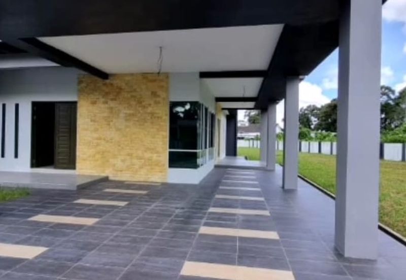 Double Storey Semi Detached For Sale Located at Jalan Sungai Tapang, nearby Kuching Airport