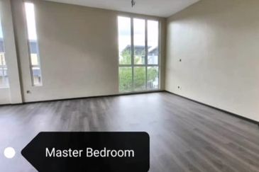 Double Storey Semi Detached For Sale Located at Jalan Sungai Tapang, nearby Kuching Airport