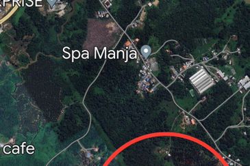 Land For Sale Located at Rantau Panjang Jalan Batu Kawa 