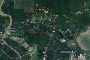 Land For Sale Located at Bako, Jalan Sungai Bako