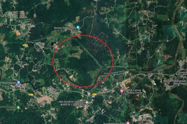 Hilly Land at Rantau Panjang Batu Kawa For sale