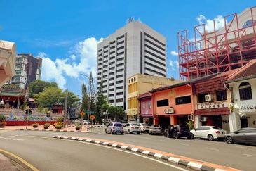 Down town 2 adjoining shop house For Rent!!  Main Bazaar near to Waterfront