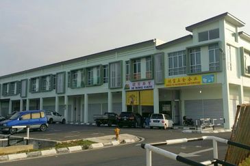 Double Storey Intermediate Shoplot For Sale! Located at Moyan