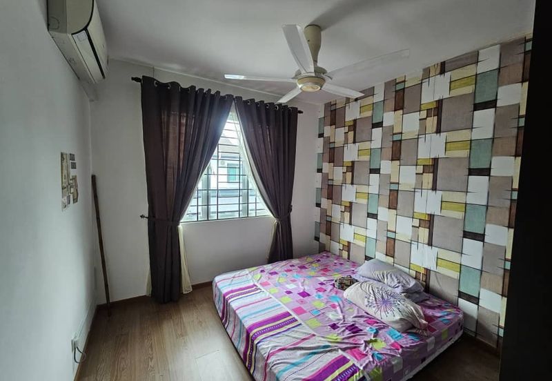 Double Storey Terrace Intermediate House For Rent! Located at Uni Central, Samarahan
