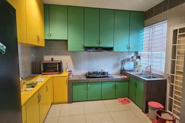 Double Storey Terrace Intermediate House For Rent! Located at Uni Central, Samarahan