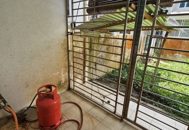 Double Storey Terrace Intermediate House For Rent! Located at Uni Central, Samarahan