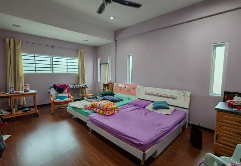 Double Storey Terrace Corner House For Sale! Located at 3rd Mile, Jalan Pasir