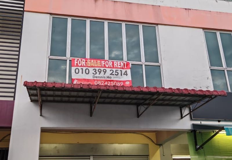 First Floor Intermediate House For Rent! Located at 7th Mile