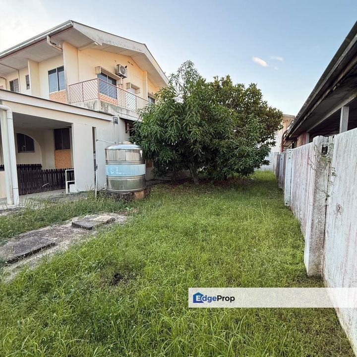 Double Storey Detached House For Sale! Location: Jalan Chong Choon, Krokop, Miri, Sarawak, Miri