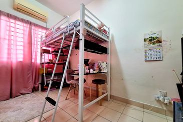 Pusat Bandar Putra Permai