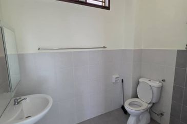 Jalan Pulai Indah 3/3