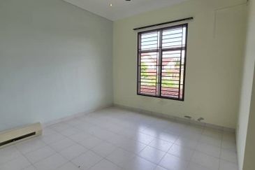 Jalan Pulai Indah 3/3