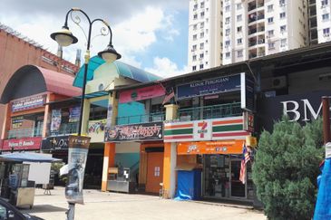 Taman Dagang, Dagang Avenue 