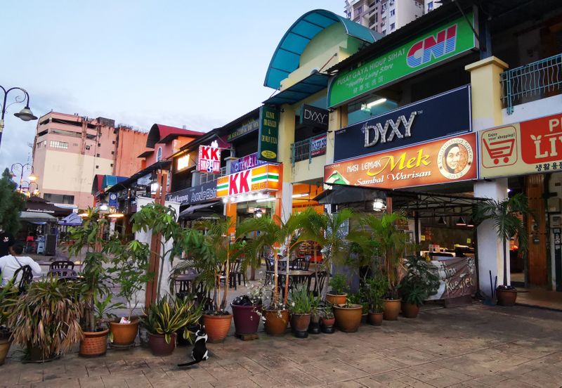 Taman Dagang, Dagang Avenue 